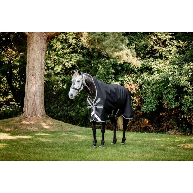Amigo Wug 1200D Turnout Blanket – 150G Fill, Black/Titanium Grey/Silver 1