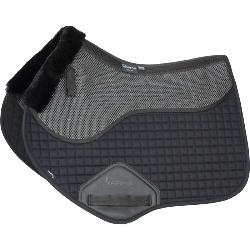 Arma By Shires Soft Grip Jumping Saddle Pad – Black 1