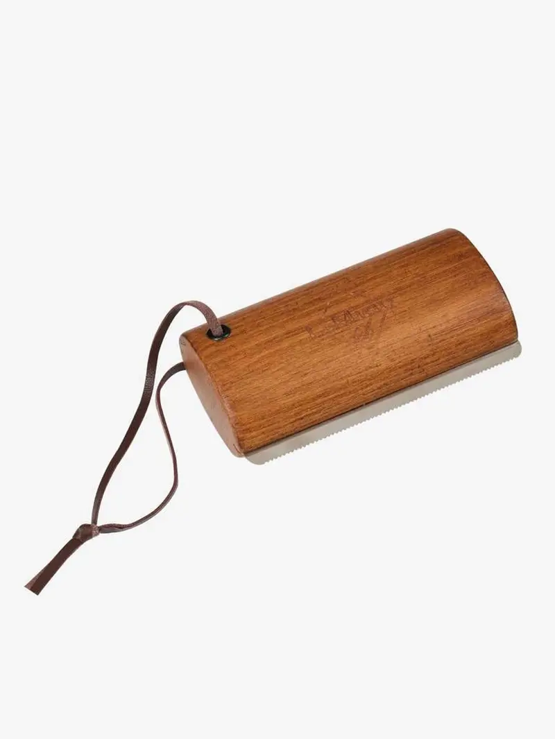Lemieux Artisan Brown Grooming Brush For Horse Hair Removal 1